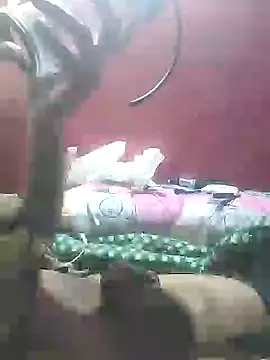 Snapshot of maroodick chatting on 12/20/24, 01:58 maroodick online show from 12/20/24, 01:58