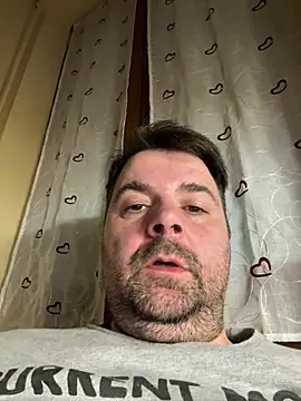 Snapshot of h4cAlex chatting on 01/11/25, 06:12 h4cAlex online show from 01/11/25, 06:12