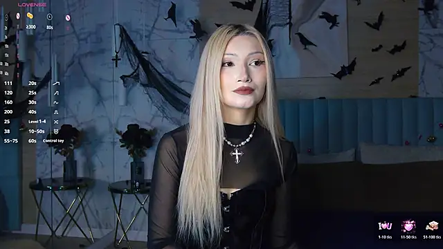 CarolReeves online show from 11/04/25, 06:01