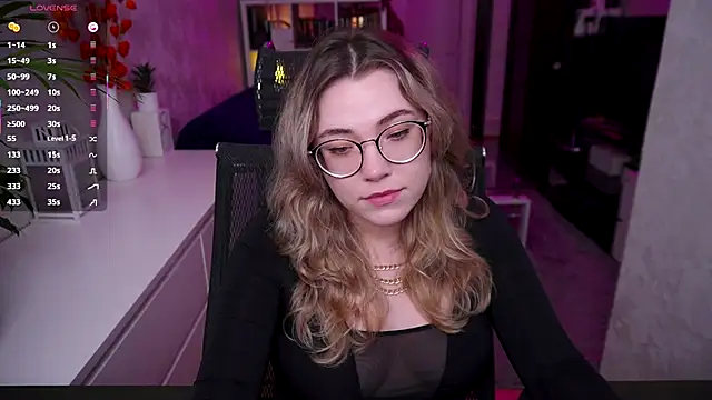 RemyCute online show from 11/13/25, 05:34