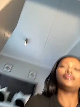 Snapshot of Neelo-Smith chatting on 12/07/24, 06:43 Neelo-Smith online show from 12/07/24, 06:43