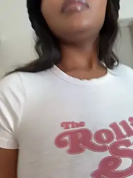 Snapshot of Neelo-Smith chatting on 01/08/25, 06:31 Neelo-Smith online show from 01/08/25, 06:31