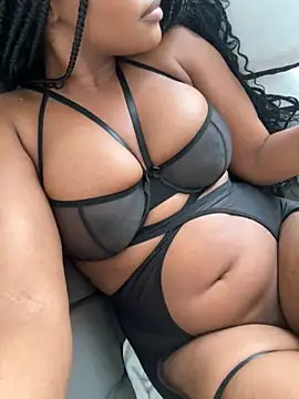 Snapshot of Neelo-Smith chatting on 02/14/25, 09:03 Neelo-Smith online show from 02/14/25, 09:03