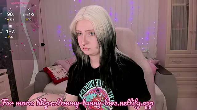 EmmyBunny online show from 02/23/26, 02:36