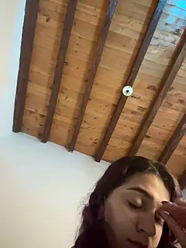 Alicia Ruiz online show from 12/11/24, 01:39