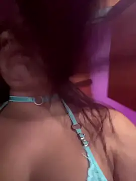 Alicia Ruiz online show from 02/07/25, 05:07