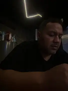 bigzae82 online show from 01/27/25, 07:03