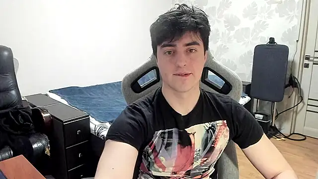 Knuckles17 online show from 02/10/26, 01:04