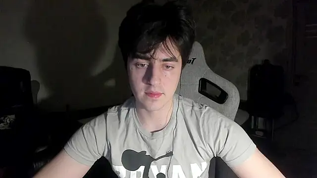 Knuckles17 online show from 03/16/26, 04:33