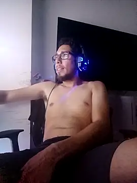 Mateusoliver7 online show from 04/08/26, 12:21