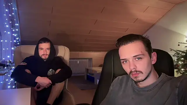 Snapshot of naked_psy chatting on 01/12/25, 12:49 naked psy online show from 01/12/25, 12:49