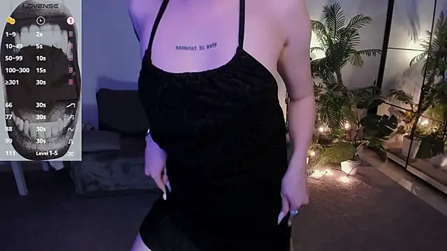 cyber whore  online show from 04/21/26, 01:42