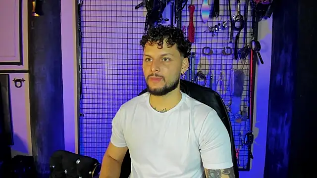 Twisted Fantasy online show from 03/27/26, 03:34