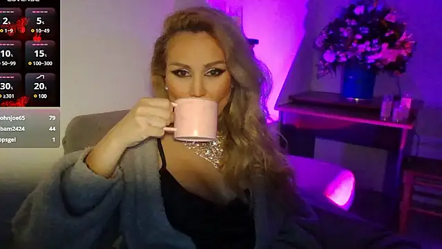 Snapshot of Radmila_Queen_ chatting on 12/04/24, 05:33 Radmila Queen online show from 12/04/24, 05:33