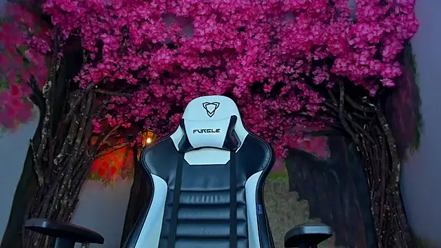 alexgiraldo  online show from 02/13/25, 02:20