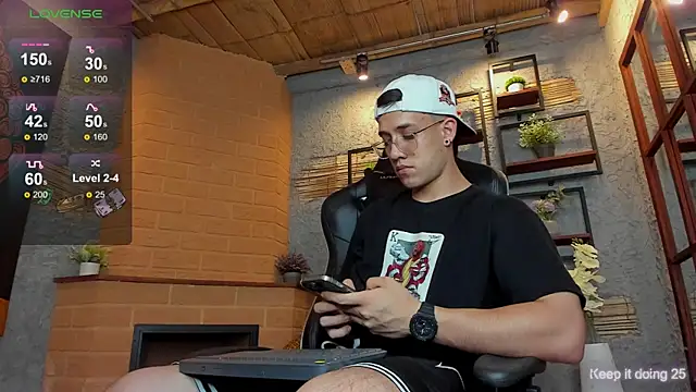 alexgiraldo  online show from 02/27/25, 11:04