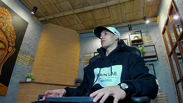 alexgiraldo  online show from 03/05/25, 11:28