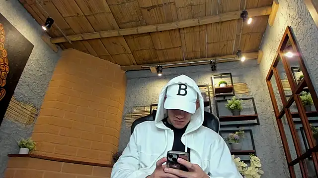 alexgiraldo  online show from 03/09/25, 02:43