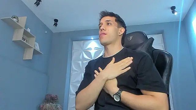 alexgiraldo  online show from 03/13/25, 02:33