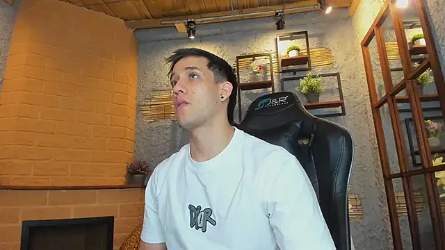 alexgiraldo  online show from 03/14/25, 11:56