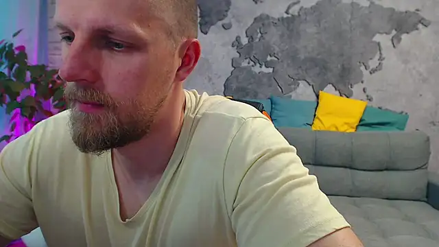 Snapshot of VikingChrisss chatting on 07/11/26, 10:18 VikingChrisss online show from 07/11/26, 10:18