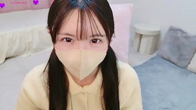 anchan  online show from 05/05/26, 03:36