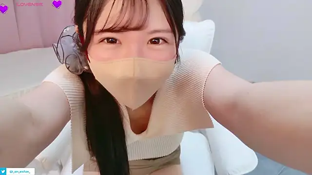 anchan  online show from 06/03/26, 01:03