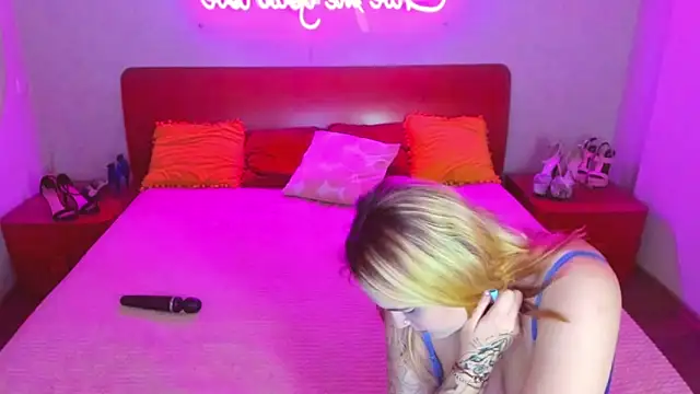 MagicEyess online show from 02/28/25, 12:20