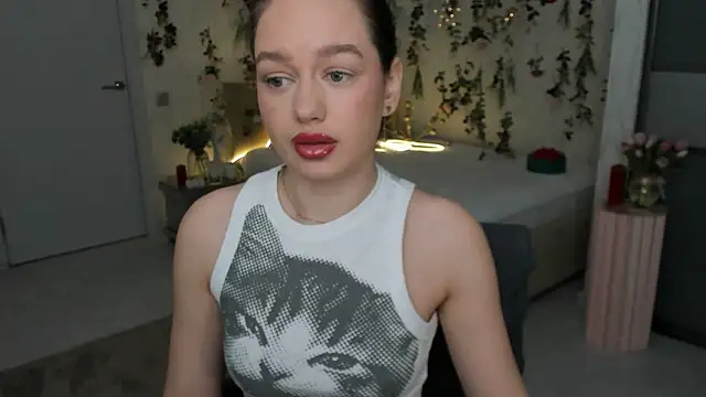 MiracleCurly online show from 03/24/26, 06:02