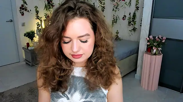 MiracleCurly online show from 04/20/26, 04:10