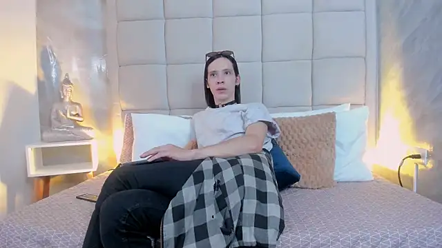 Hecatee 77 online show from 09/22/25, 07:49