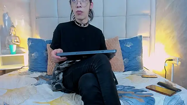 Hecatee 77 online show from 10/10/25, 08:19