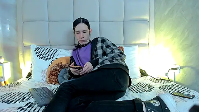 Hecatee 77 online show from 02/21/26, 08:43