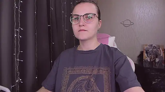 MissBrightShine online show from 10/29/25, 11:56