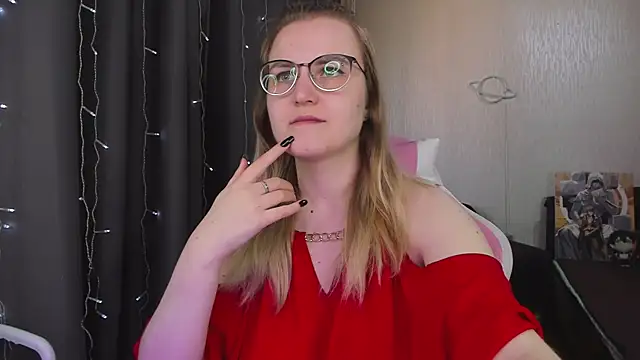 MissBrightShine online show from 04/19/26, 12:04