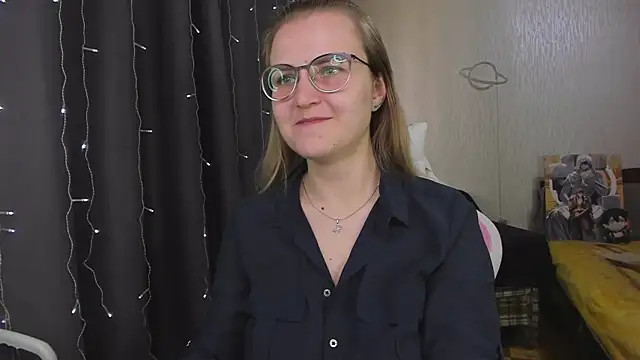 MissBrightShine online show from 06/19/26, 11:58
