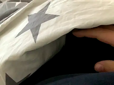 Benni81nrw online show from 10/16/25, 03:35