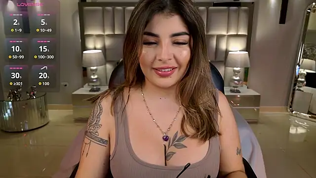 LisaMonroe  online show from 12/19/25, 08:49