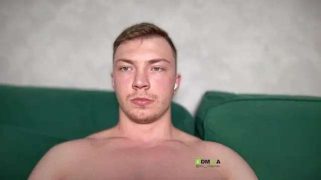 iron  chap online show from 04/25/26, 09:12