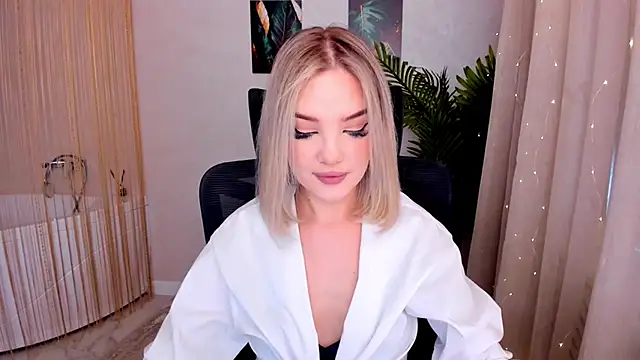 FloweryLove 1 online show from 03/01/25, 11:39