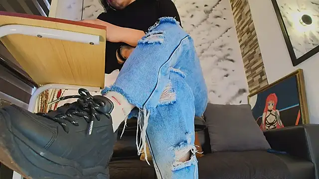 Sophie LittleS online show from 04/17/26, 01:36