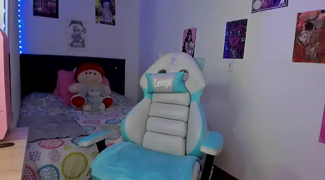 Lauryn muller online show from 12/21/24, 04:09