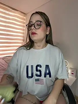 Zoe olsen online show from 04/18/26, 05:50