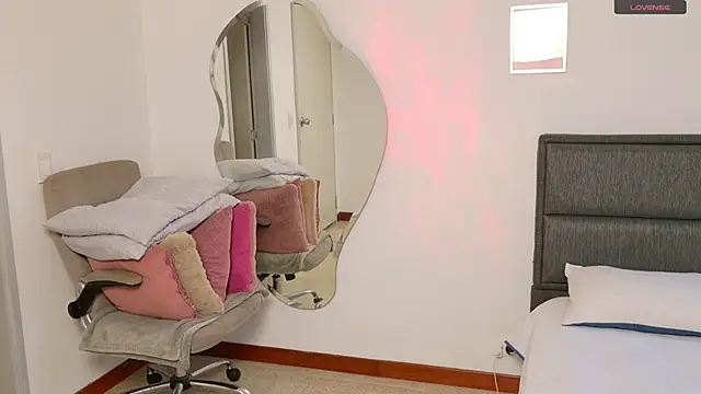 Mar 333 online show from 03/07/25, 11:05