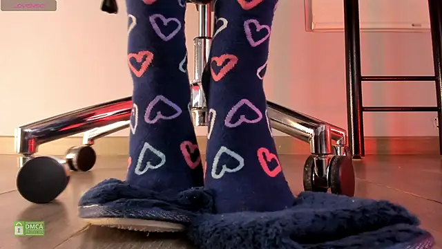 Snapshot of ammeliaa_ chatting on 10/28/25, 05:00 ammeliaa online show from 10/28/25, 05:00