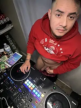 PeterGrandee online show from 12/24/24, 10:17