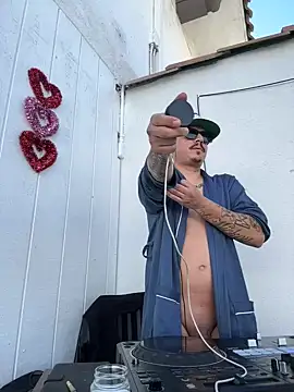 PeterGrandee online show from 02/01/25, 10:34