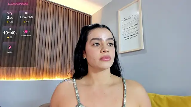 Paula Desousa online show from 07/14/26, 07:30