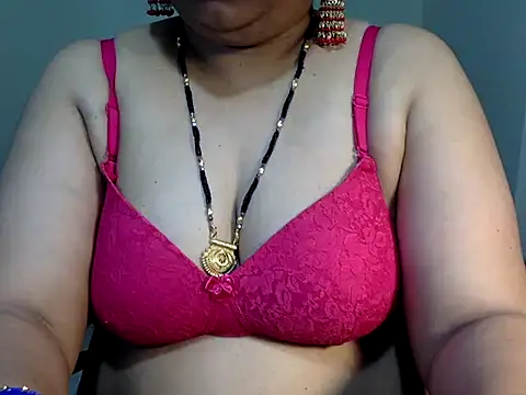 Snapshot of soniasharma0223 chatting on 02/14/25, 12:30 soniasharma0223 online show from 02/14/25, 12:30