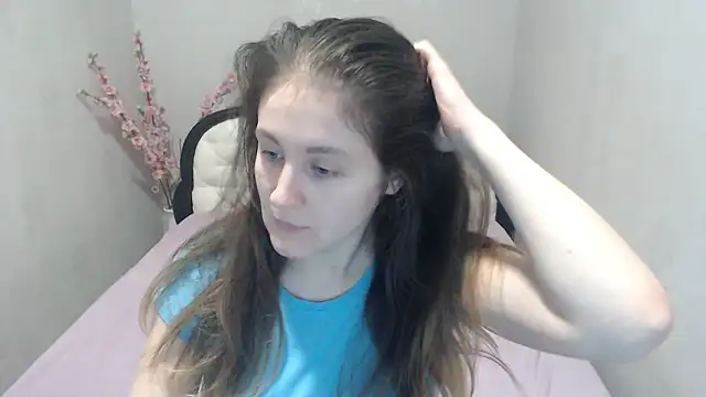 Holliy Cooper online show from 03/16/26, 07:56